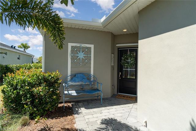 17860 Palmetto Pass LN, Punta Gorda, FL 33982