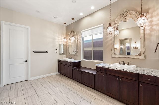 10179 Emerald Sunset Court, Las Vegas, NV 89148