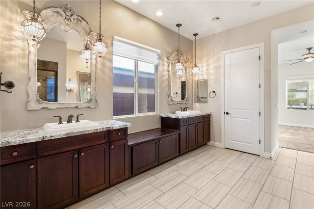 10179 Emerald Sunset Court, Las Vegas, NV 89148
