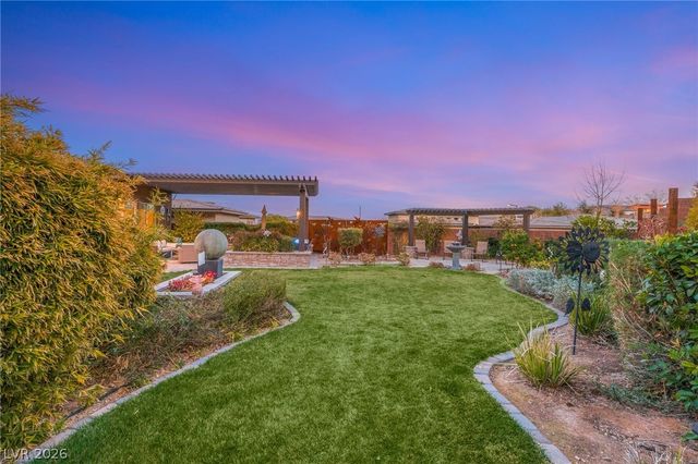 10179 Emerald Sunset Court, Las Vegas, NV 89148