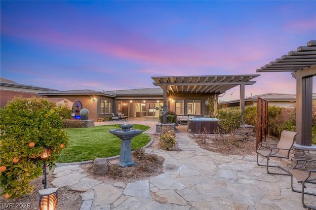 10179 Emerald Sunset Court, Las Vegas, NV 89148