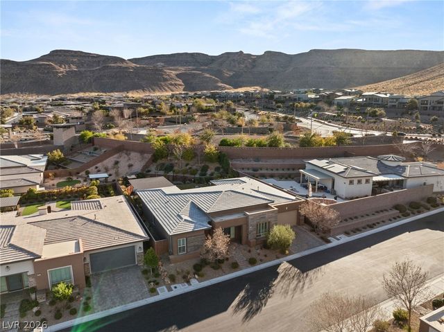 10179 Emerald Sunset Court, Las Vegas, NV 89148