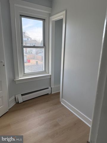 107 E 3RD ST, Lansdale, PA 19446