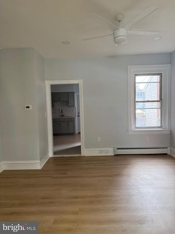 107 E 3RD ST, Lansdale, PA 19446