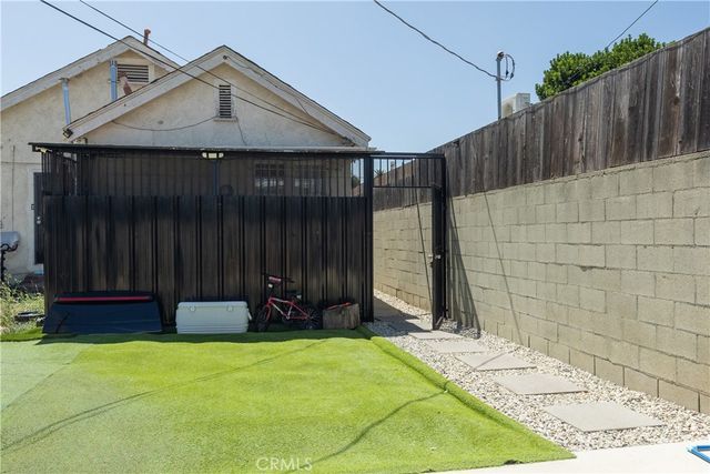 1631 W 38th, Los Angeles, CA 90062
