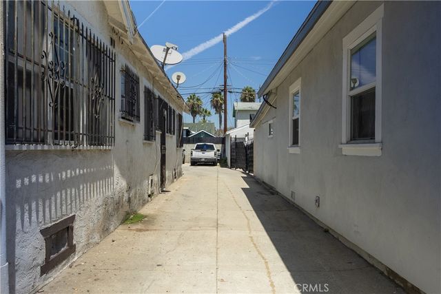1631 W 38th, Los Angeles, CA 90062