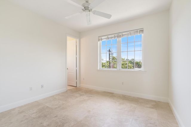 506 SE 7th St 304, Fort Lauderdale, FL 33301