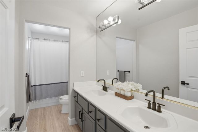 11152 Campsie Fells Court, Las Vegas, NV 89141