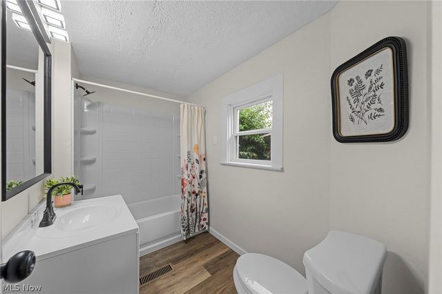 109 15th Street NW, Barberton, OH 44203