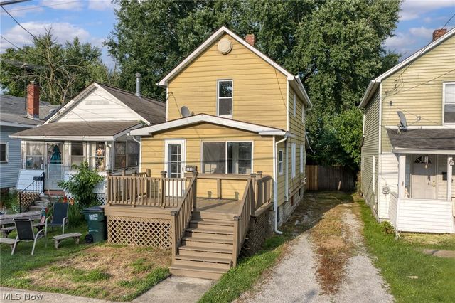 109 15th Street NW, Barberton, OH 44203
