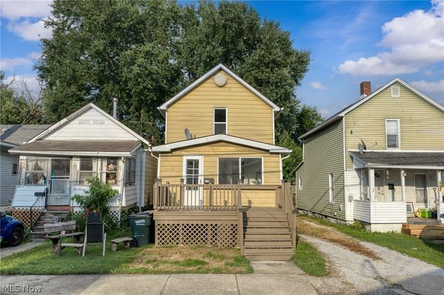 109 15th Street NW, Barberton, OH 44203