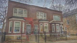 8103 S Muskegon Avenue, Chicago, IL 60617