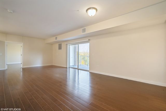 2150 Founders Drive 234, Northbrook, IL 60062