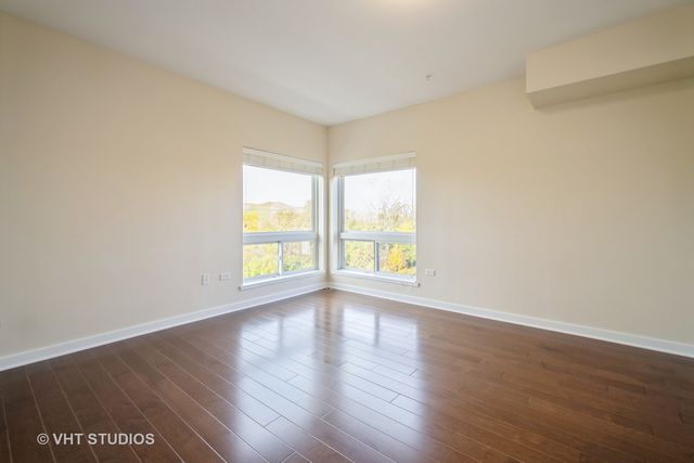 2150 Founders Drive 234, Northbrook, IL 60062