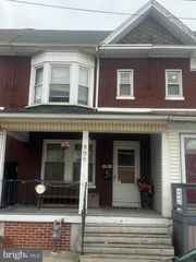 806 E PROSPECT STREET, York, PA 17403