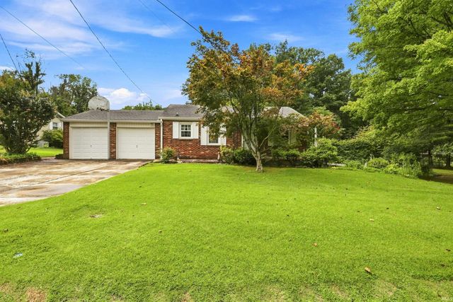 318 Westmore Drive, Evansville, IN 47712