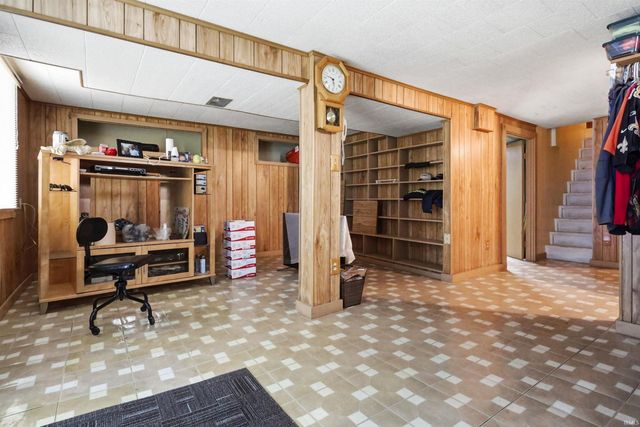 318 Westmore Drive, Evansville, IN 47712