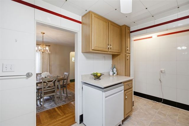 730 Greenlee, Whitehall, PA 15227