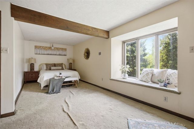 730 Greenlee, Whitehall, PA 15227