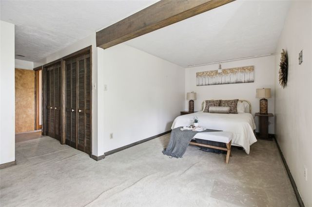 730 Greenlee, Whitehall, PA 15227