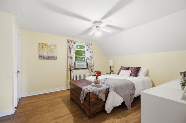 730 Greenlee, Whitehall, PA 15227