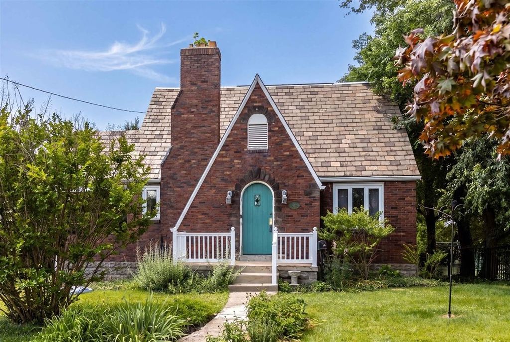 730 Greenlee, Whitehall, PA 15227