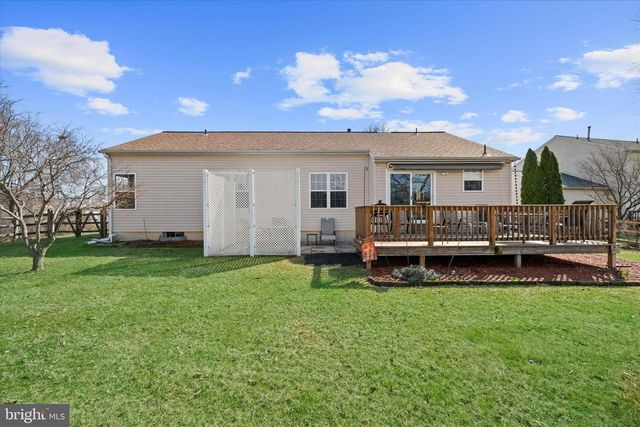 203 N BARRINGTON CT, Newark, DE 19702