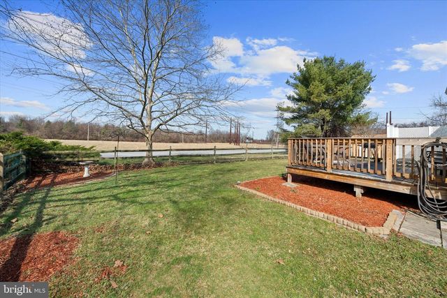 203 N BARRINGTON CT, Newark, DE 19702