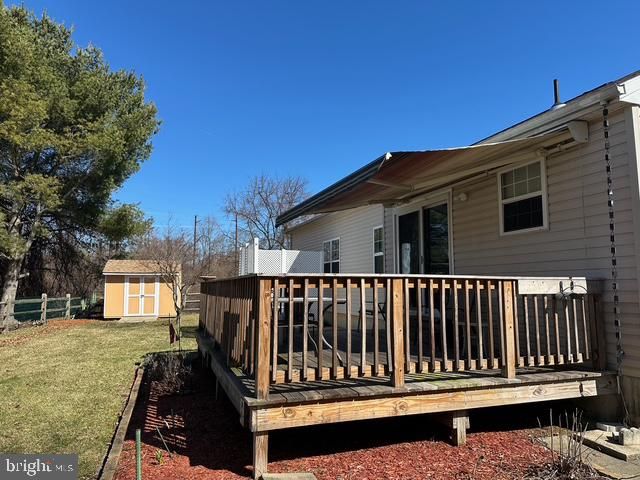 203 N BARRINGTON CT, Newark, DE 19702