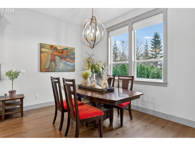 136 W 13TH Way, La Center, WA 98629