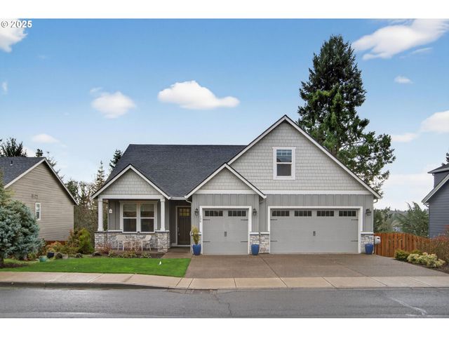 136 W 13TH Way, La Center, WA 98629