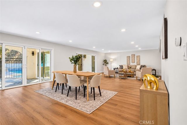 4348 Topanga Canyon Boulevard, Woodland Hills, CA 91364