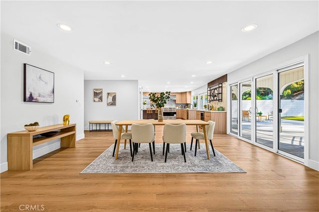4348 Topanga Canyon Boulevard, Woodland Hills, CA 91364