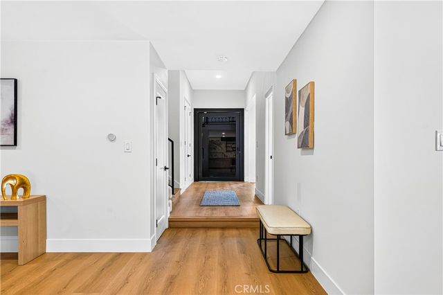 4348 Topanga Canyon Boulevard, Woodland Hills, CA 91364