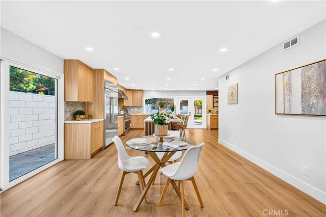 4348 Topanga Canyon Boulevard, Woodland Hills, CA 91364