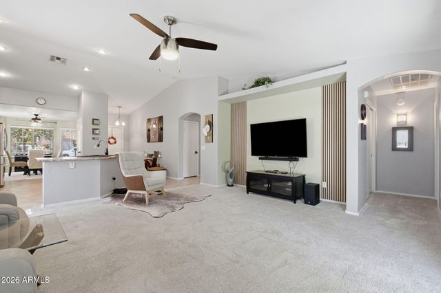 3947 S SOHO Lane, Chandler, AZ 85286