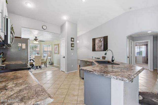 3947 S SOHO Lane, Chandler, AZ 85286