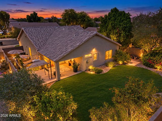 3947 S SOHO Lane, Chandler, AZ 85286