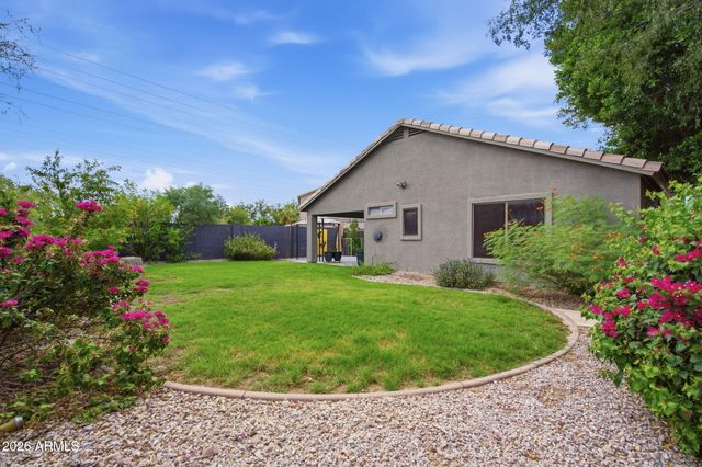 3947 S SOHO Lane, Chandler, AZ 85286