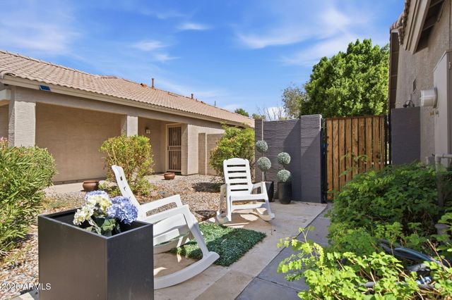 3947 S SOHO Lane, Chandler, AZ 85286