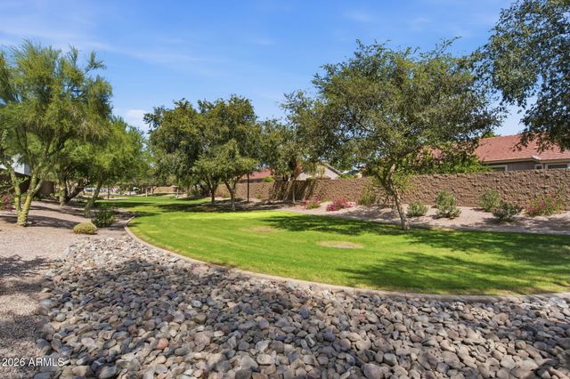 3947 S SOHO Lane, Chandler, AZ 85286