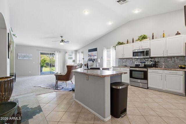3947 S SOHO Lane, Chandler, AZ 85286
