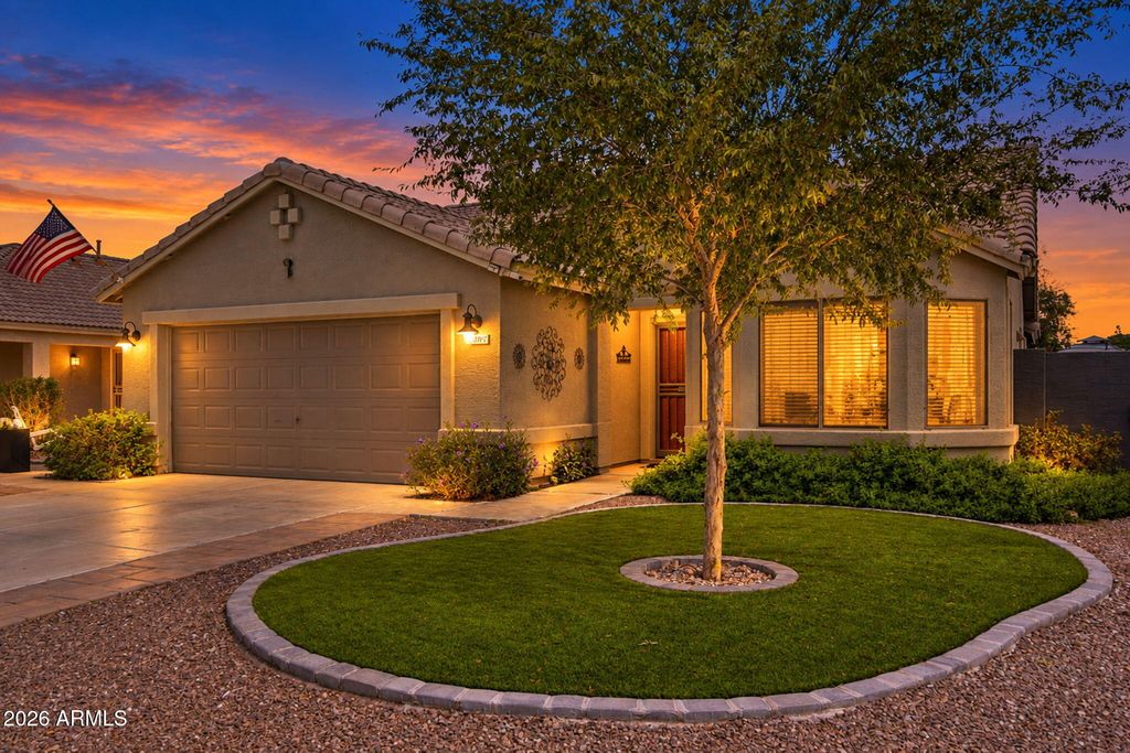 3947 S SOHO Lane, Chandler, AZ 85286