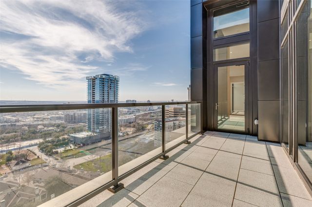 3003 Maple Avenue 2220, Dallas, TX 75201