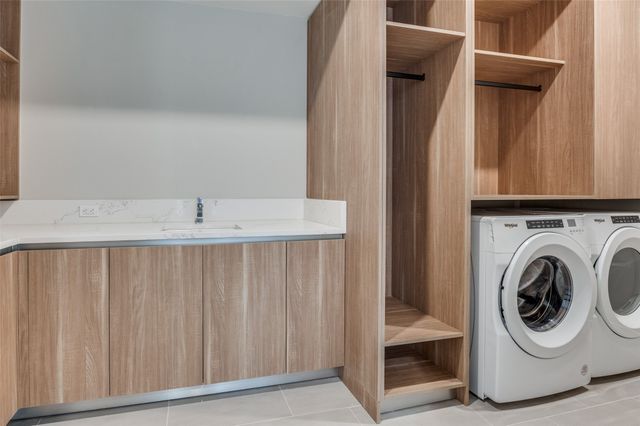 3003 Maple Avenue 2220, Dallas, TX 75201