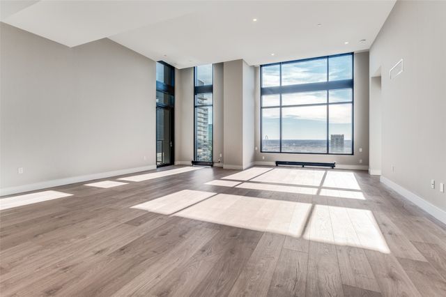 3003 Maple Avenue 2220, Dallas, TX 75201