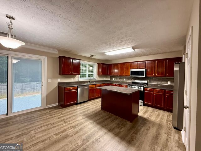 432 Red Maple Way, Dallas, GA 30157
