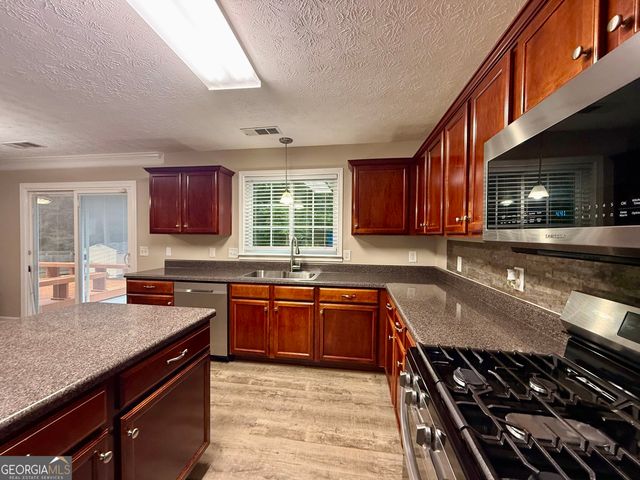 432 Red Maple Way, Dallas, GA 30157