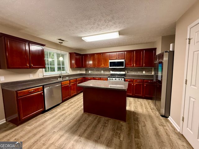 432 Red Maple Way, Dallas, GA 30157