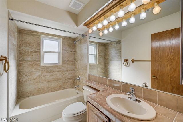 4921 Ocean Shores Way, Las Vegas, NV 89130